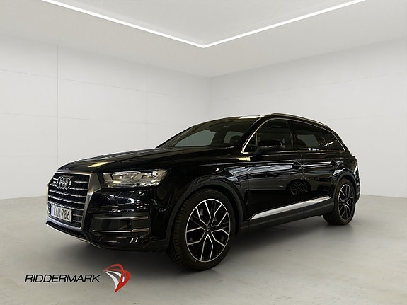 Audi Q7 3 of 30
