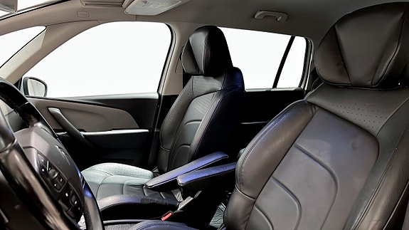 Citroen Grand C4 Picasso 8 of 21