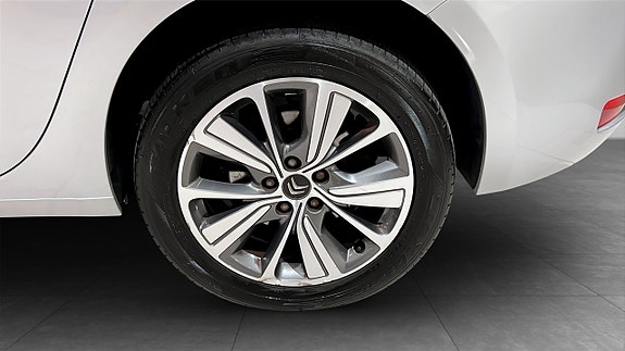Citroen Grand C4 Picasso 6 of 21