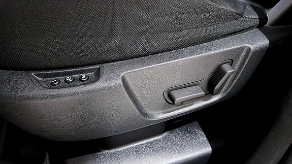 Citroen Grand C4 Picasso 17 of 21