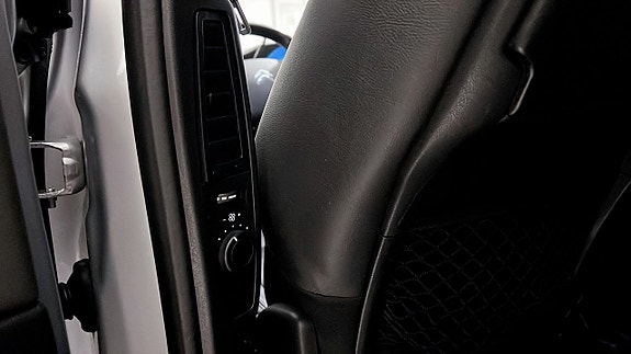Citroen Grand C4 Picasso 16 of 21