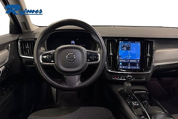 Volvo V90 8 of 17