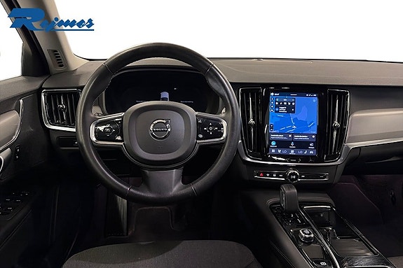 Volvo V90 8 of 17