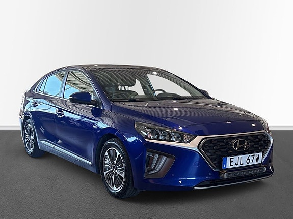 Hyundai IONIQ 3 of 5