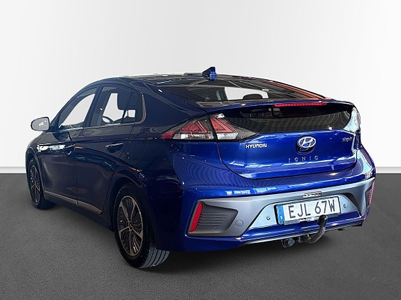 Hyundai IONIQ 2 of 5