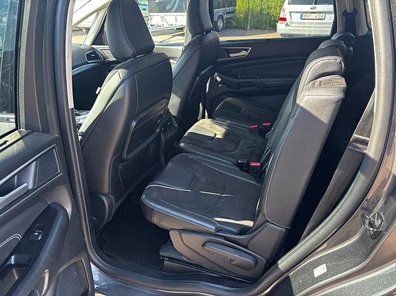 Ford S-MAX 7 of 8