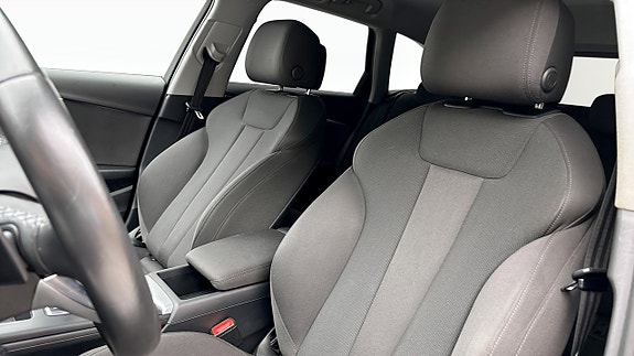 Audi A4 8 of 14