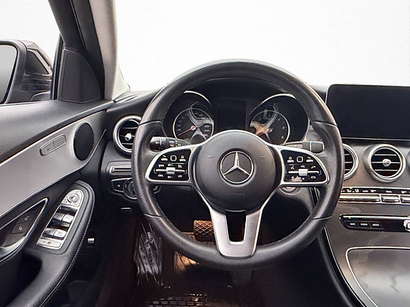 Mercedes-Benz C220 d 10 of 30