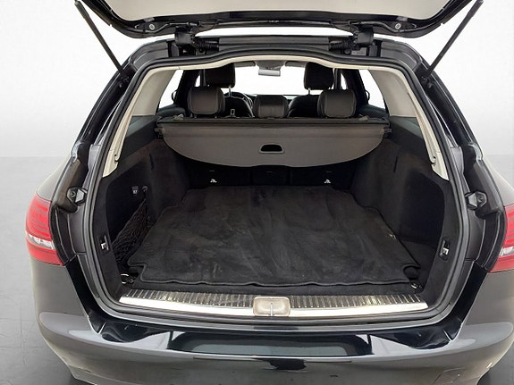 Mercedes-Benz C220 d 8 of 30