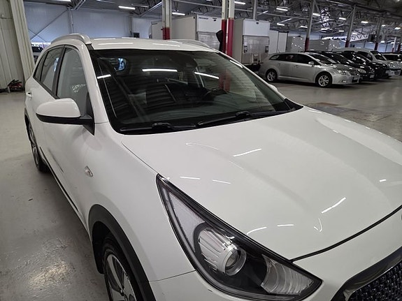 Kia Niro 3 of 5