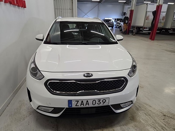 Kia Niro 2 of 5