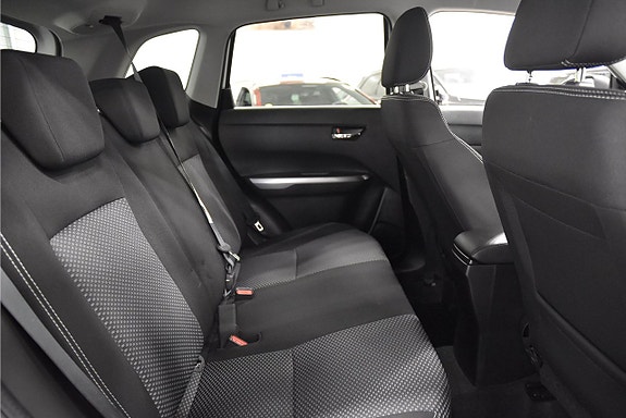 Suzuki Vitara 13 of 18