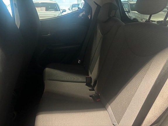 Toyota Aygo 10 of 17