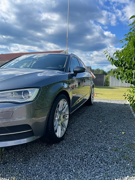 Audi A3 3 of 5