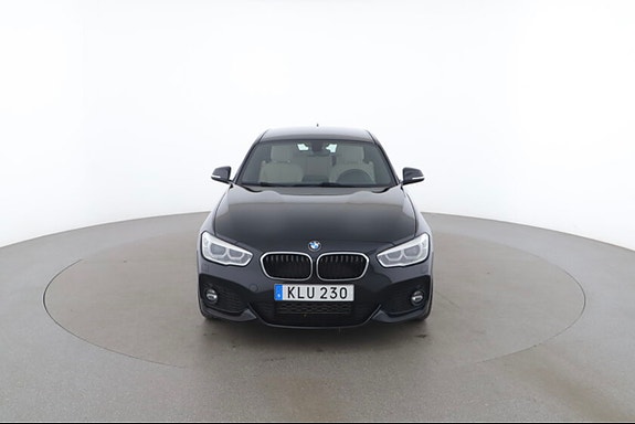 BMW 118i 22 of 26
