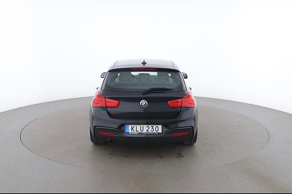 BMW 118i 18 of 26