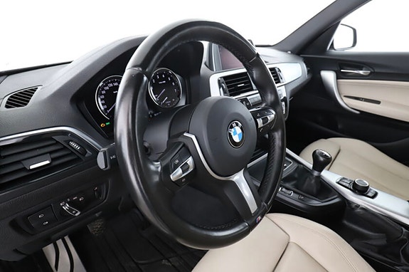 BMW 118i 23 of 26