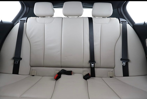 BMW 118i 26 of 26