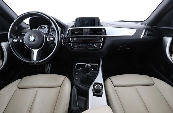 BMW 118i 24 of 26