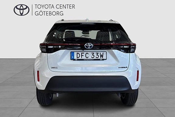 Toyota Yaris Cross 6 of 12