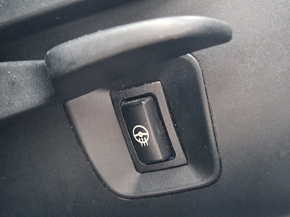 BMW 330d 27 of 27