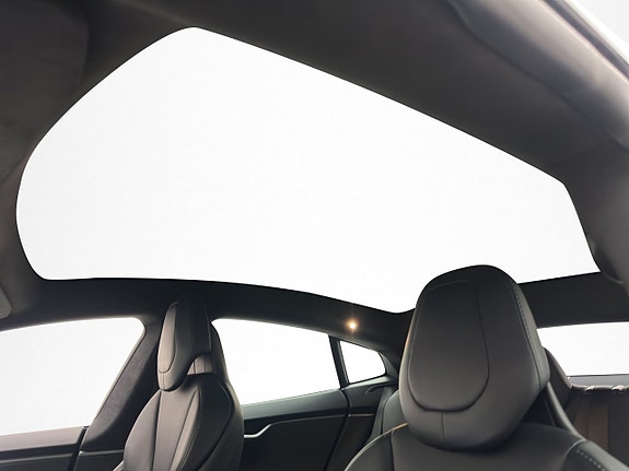 Tesla Model S 12 of 30