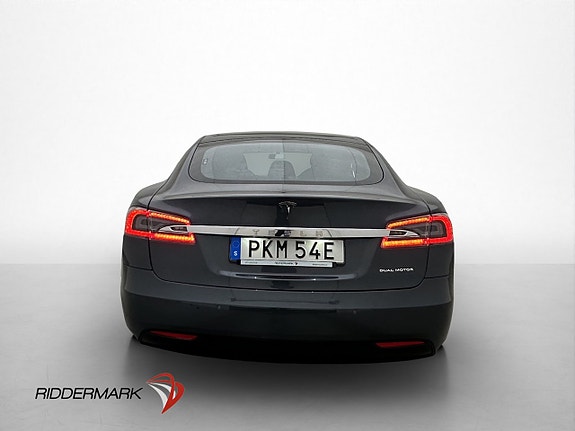 Tesla Model S 8 of 30