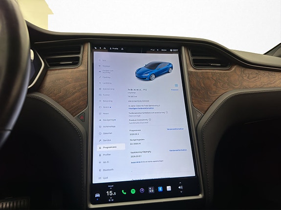 Tesla Model S 23 of 30