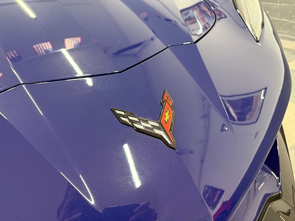 Chevrolet Corvette 23 of 28