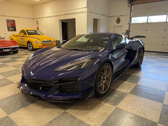 Chevrolet Corvette 9 of 28