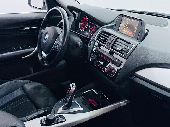 BMW 116d 3 of 5