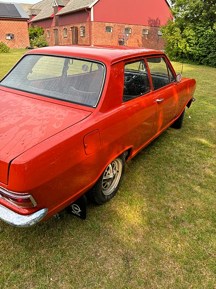 Opel Kadett 5 of 5