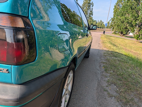 Volkswagen Golf III 4 of 4