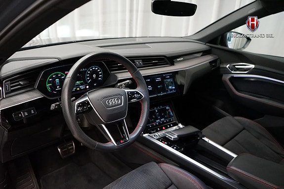 Audi Q8 5 of 5