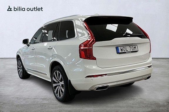 Volvo XC90 3 of 5