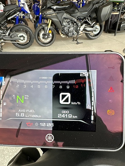 Yamaha MT-07 3 of 4