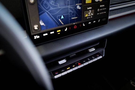 Volkswagen ID.3 Neo 12 of 16