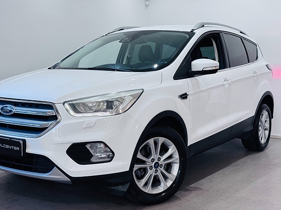 Ford Kuga 3 of 5