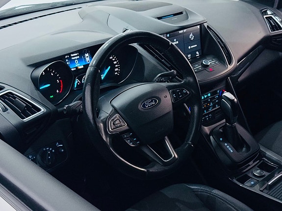 Ford Kuga 9 of 22