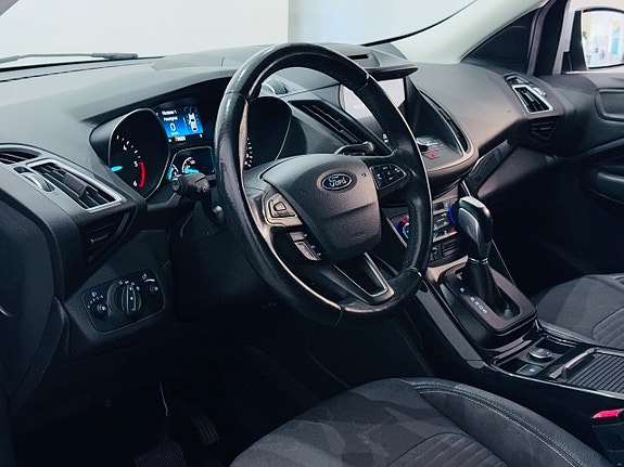 Ford Kuga 10 of 22