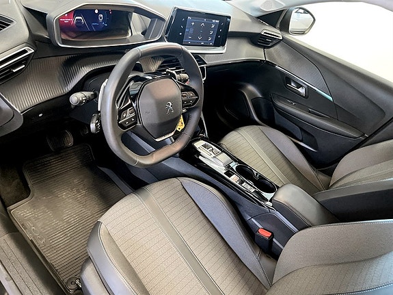 Peugeot 208 5 of 5
