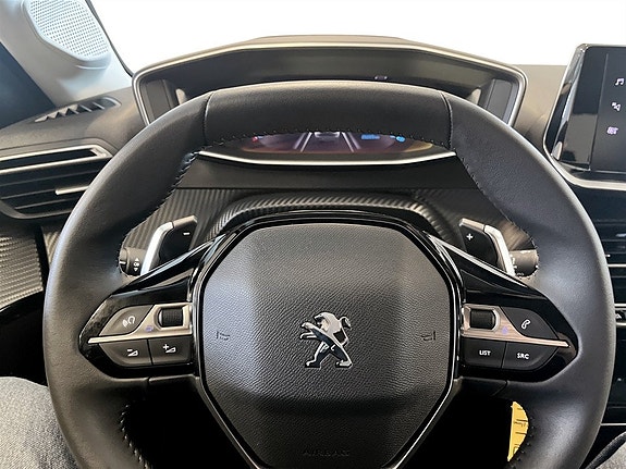 Peugeot 208 7 of 17