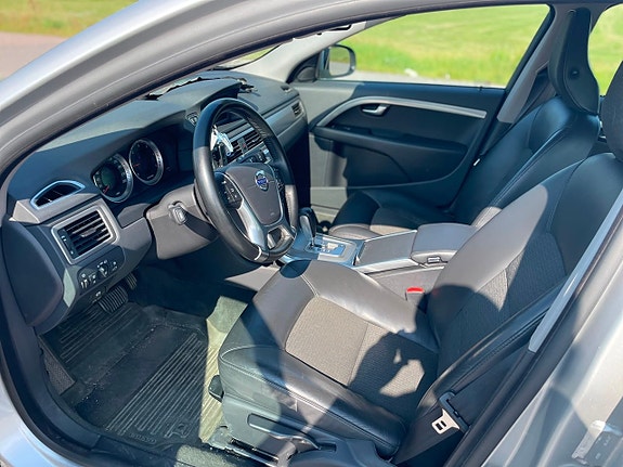 Volvo V70 9 of 13