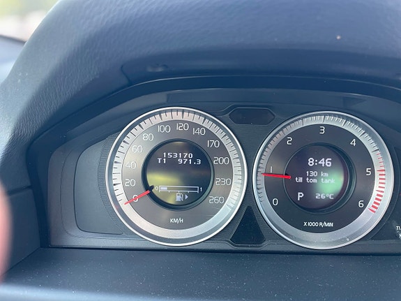 Volvo V70 8 of 13