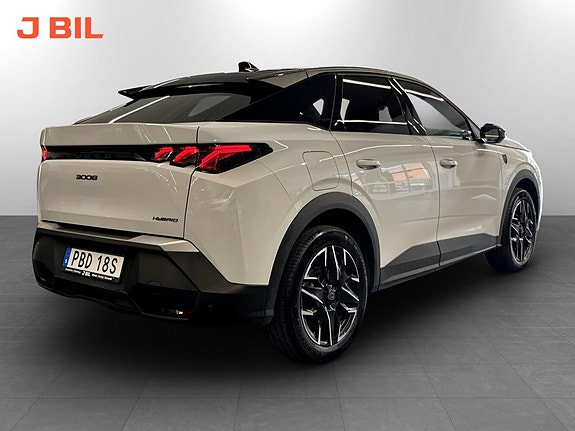 Peugeot 3008 3 of 5