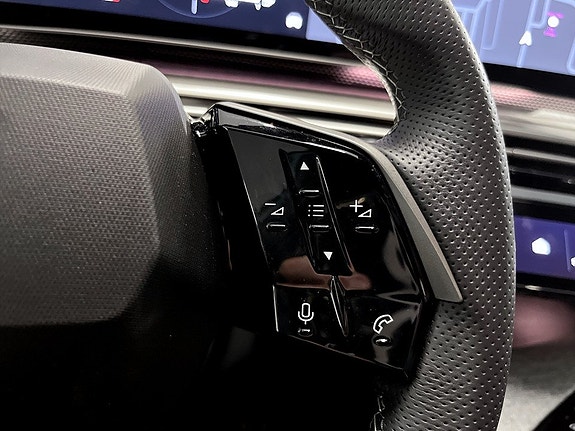 Peugeot 3008 9 of 25