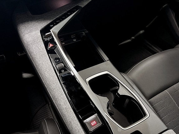 Peugeot 3008 16 of 25