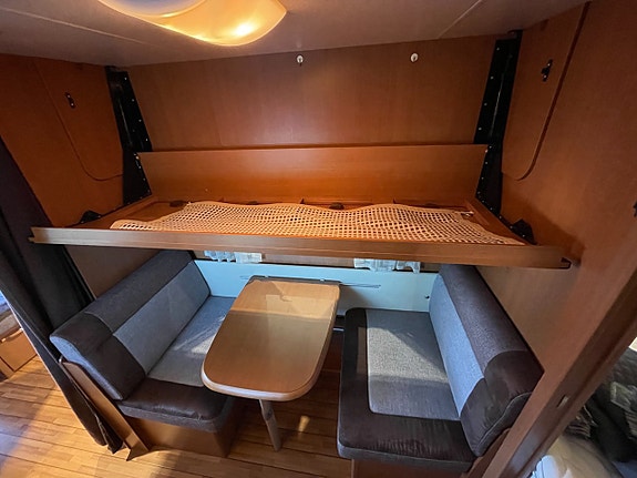 Knaus Sudwind Exlusive / ALDE / 6 bäddar / Dinette / Fint skick 13 of 15