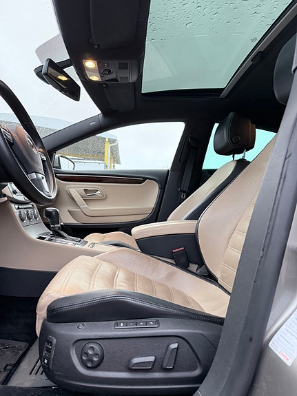 Volkswagen CC 9 of 10