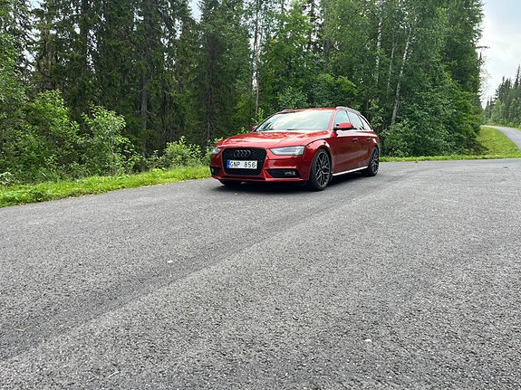 Audi A4 2 of 5